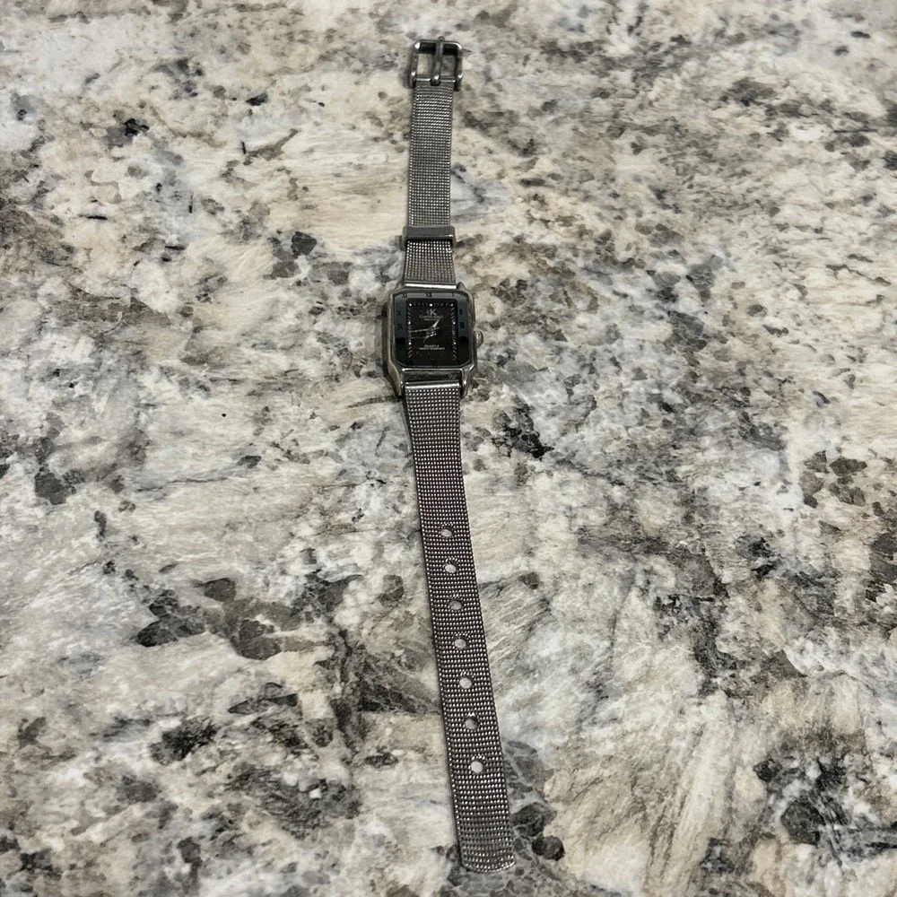 Calvin Klein Watch Color Changing Dial Silver Tone Needs Battery‎ E2